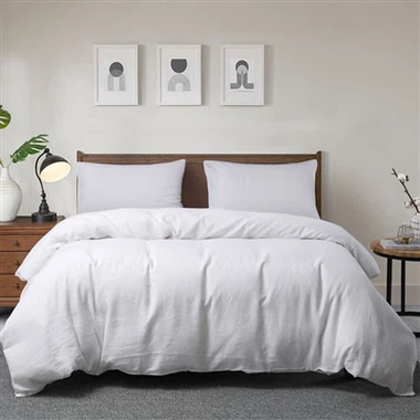 Poklopac od jorgana s bijelim posteljinom